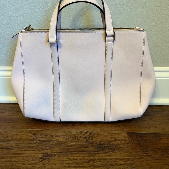 Kate Spade leather zip closure purse with multiple interior pockets. GUC - Picture 5 of 5
